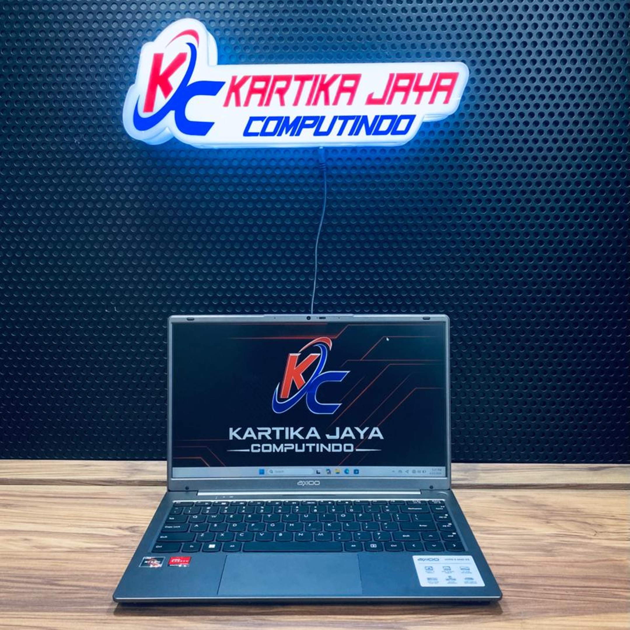 AXIOO HYPE 5 AMD X3 RYZEN 5 RAM 8 SSD 2ND MURAH 